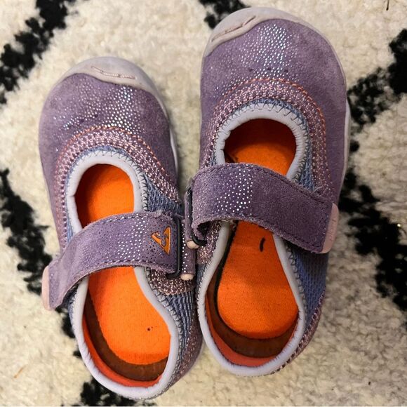 Plae Emme Shimmer Suede & Mesh Lavender/Violet Sneaker Size 6 - Picture 3 of 9